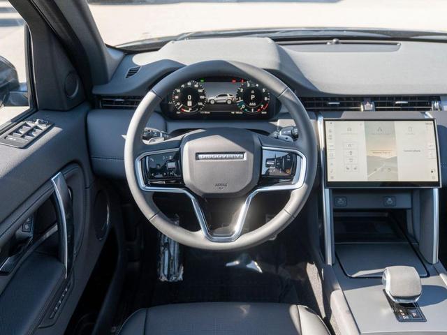 Photo of 2025 Santorini Black Land Rover Discovery Sport