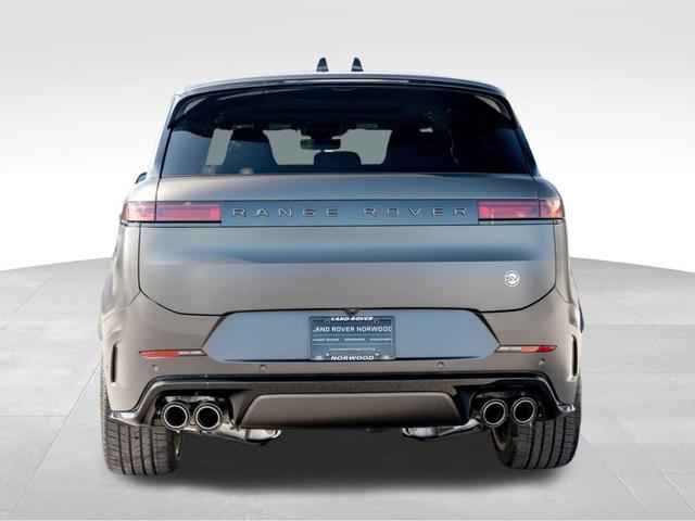 Photo of 2025 Match-To-Sample Black In Satin Finish Land Rover Range Rover Sport