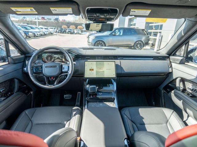Photo of 2025 Match-To-Sample Black In Satin Finish Land Rover Range Rover Sport