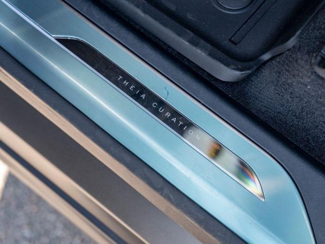 Photo of 2025 Match-To-Sample Black In Satin Finish Land Rover Range Rover Sport