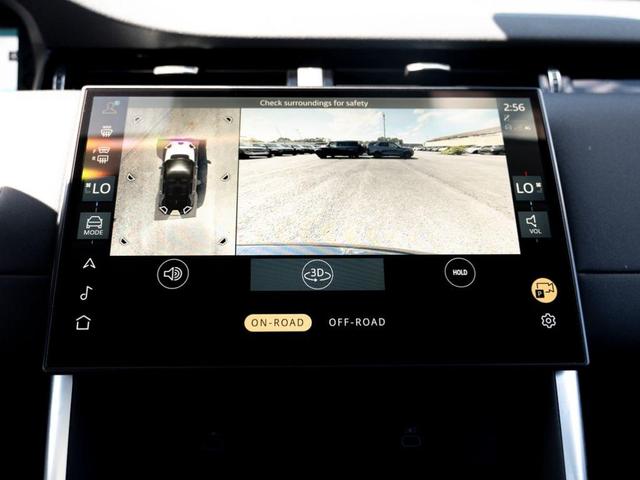 Photo of 2024 Santorini Black Land Rover Discovery Sport