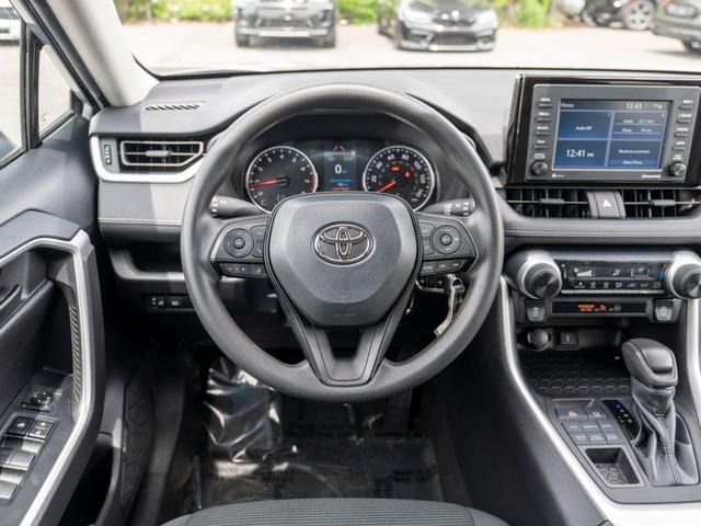 Photo of 2022 Silver Sky Metallic Toyota RAV4