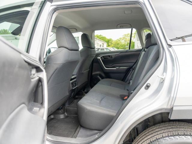 Photo of 2022 Silver Sky Metallic Toyota RAV4