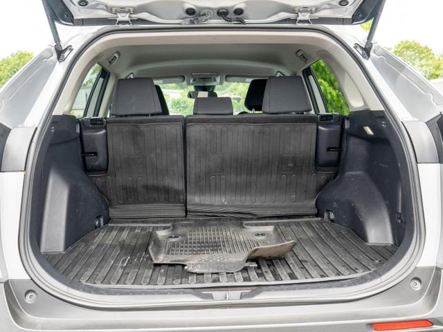 Photo of 2022 Silver Sky Metallic Toyota RAV4