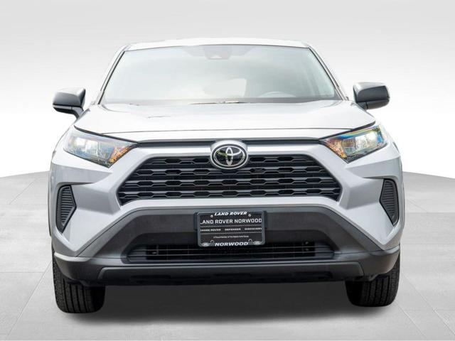 Photo of 2022 Silver Sky Metallic Toyota RAV4