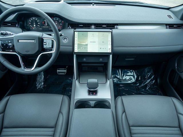 Photo of 2024 Santorini Black Metallic Land Rover Discovery Sport