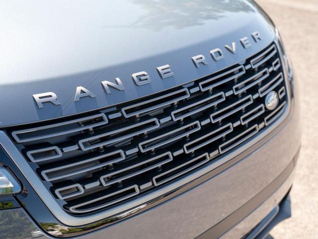 Photo of 2026 Varesine Blue Land Rover Range Rover Velar