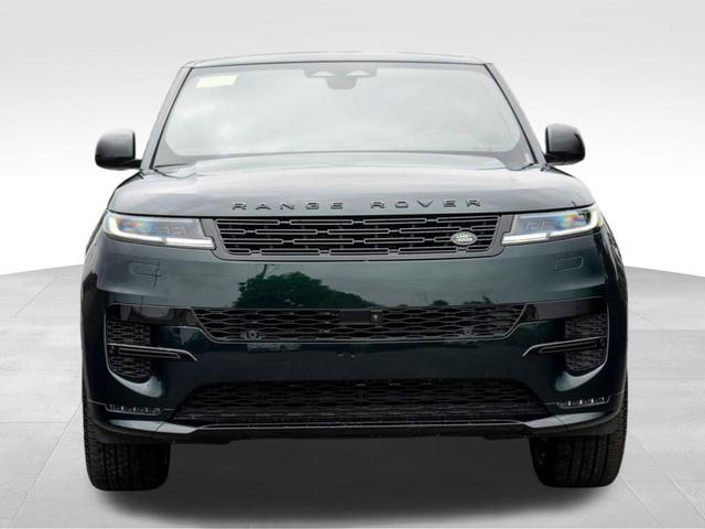 Photo of 2025 British Racing Green Land Rover Range Rover Sport