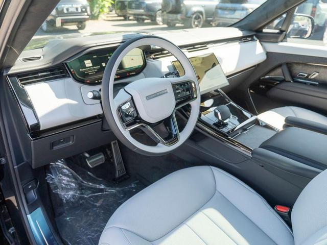 Photo of 2025 Santorini Black Land Rover Range Rover Sport