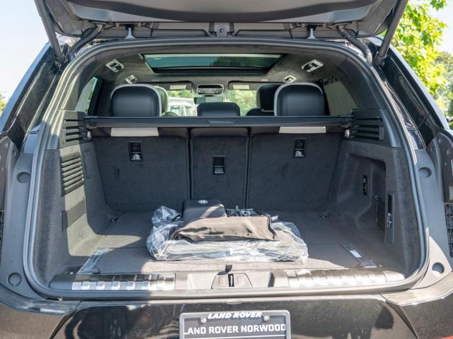 Photo of 2025 Santorini Black Land Rover Range Rover Sport