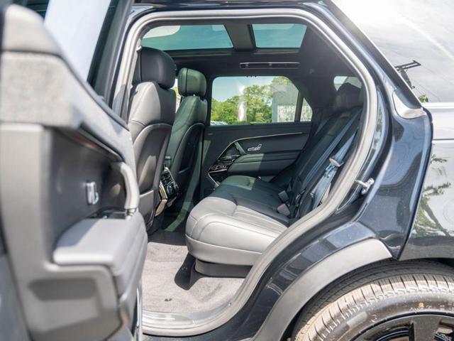 Photo of 2025 Santorini Black Land Rover Range Rover Sport