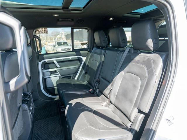 Photo of 2024 Fuji White Land Rover Defender