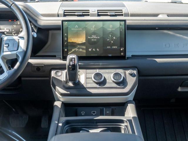 Photo of 2024 Fuji White Land Rover Defender