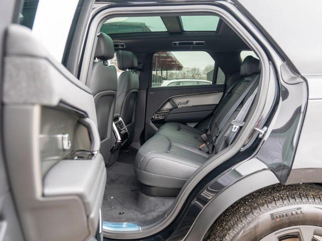 Photo of 2025 Santorini Black Land Rover Range Rover Sport