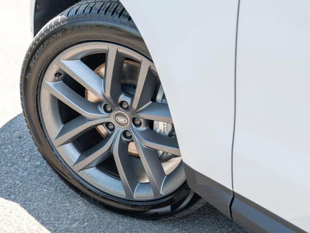 Photo of 2025 Borasco Grey Land Rover Range Rover Sport
