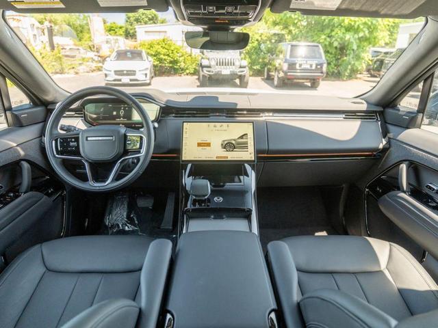 Photo of 2025 Borasco Grey Land Rover Range Rover Sport