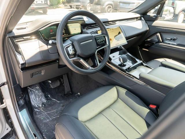 Photo of 2025 Borasco Grey Land Rover Range Rover Sport