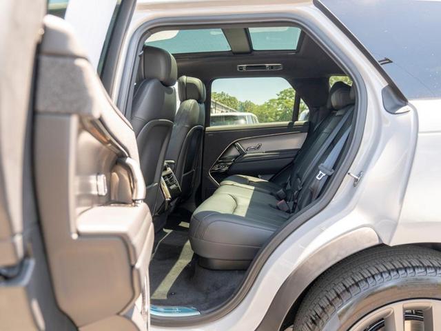 Photo of 2025 Borasco Grey Land Rover Range Rover Sport