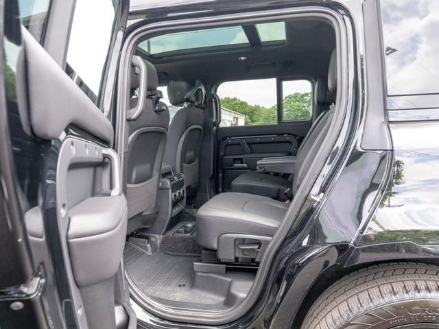 Photo of 2025 Santorini Black Land Rover Defender