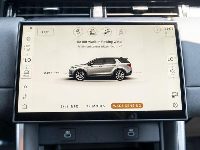 Photo of 2024 Santorini Black Land Rover Discovery Sport