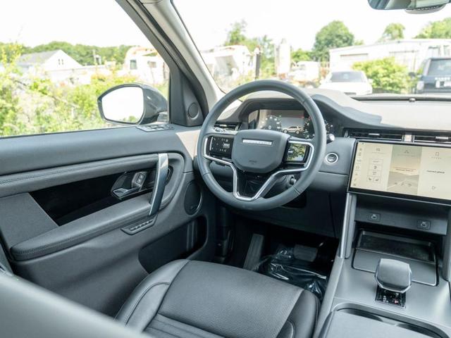 Photo of 2024 Santorini Black Land Rover Discovery Sport