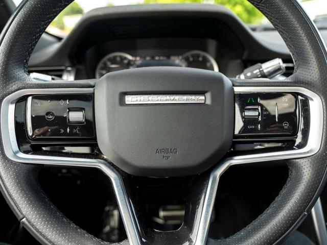 Photo of 2022 Silicon Silver Land Rover Discovery Sport