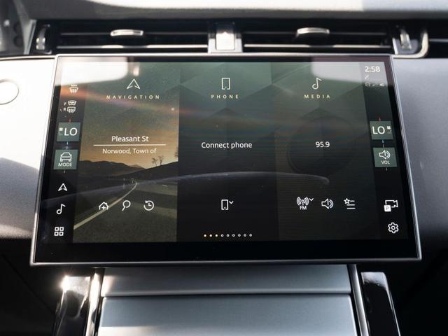 Photo of 2024 Corinthian Bronze Land Rover Range Rover Evoque