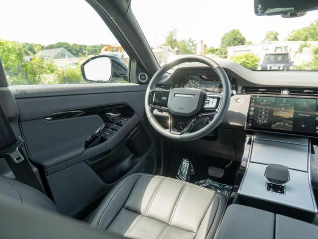 Photo of 2024 Corinthian Bronze Land Rover Range Rover Evoque