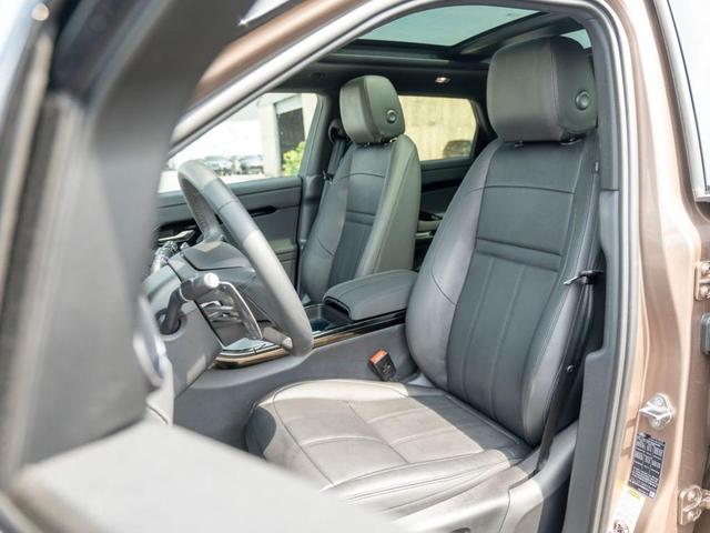 Photo of 2024 Corinthian Bronze Land Rover Range Rover Evoque