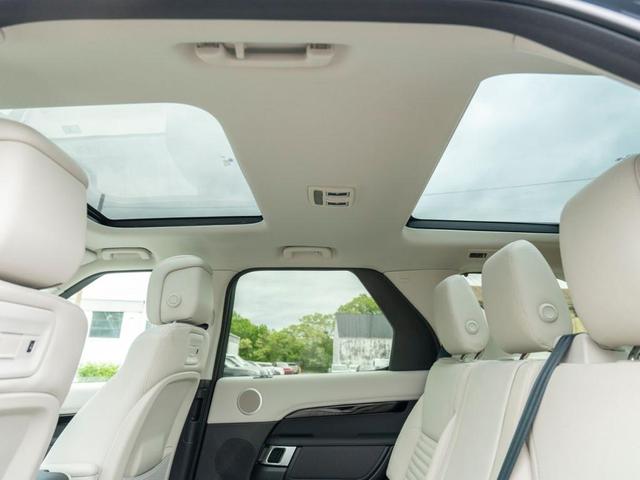 Photo of 2024 Varesine Blue Land Rover Discovery
