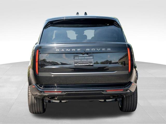 Photo of 2025 Santorini Black Land Rover Range Rover