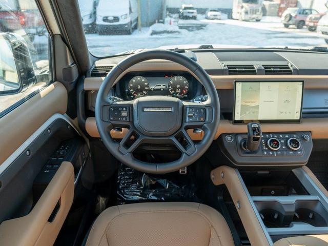 Photo of 2025 Fuji White Land Rover Defender
