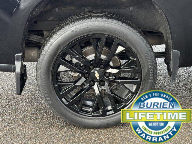 Photo of 2022 Black Chevrolet Silverado 1500