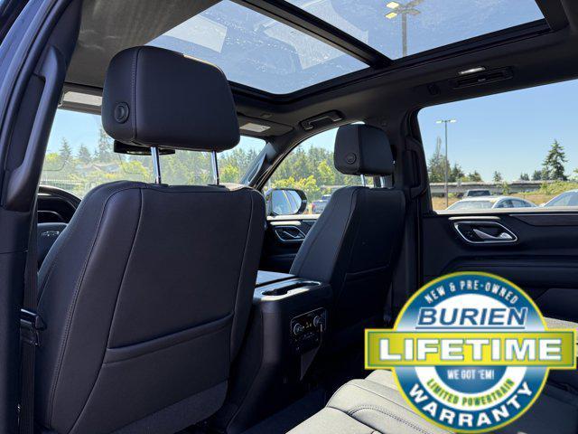 Photo of 2023 Black Chevrolet Suburban