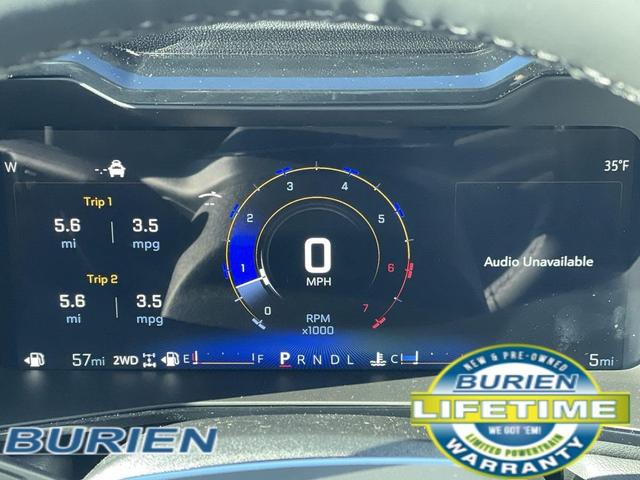 Photo of 2025 Summit White Chevrolet Colorado