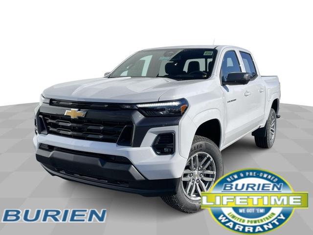 Photo of 2025 Summit White Chevrolet Colorado