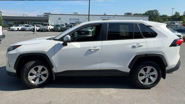 Photo of 2022 White Toyota RAV4