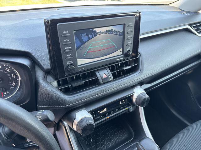 Photo of 2022 White Toyota RAV4