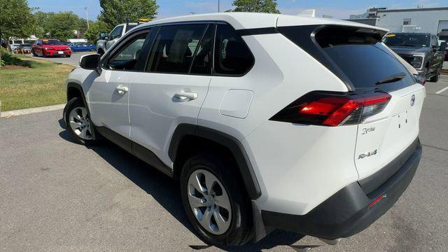 Photo of 2022 White Toyota RAV4