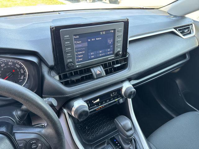 Photo of 2022 White Toyota RAV4