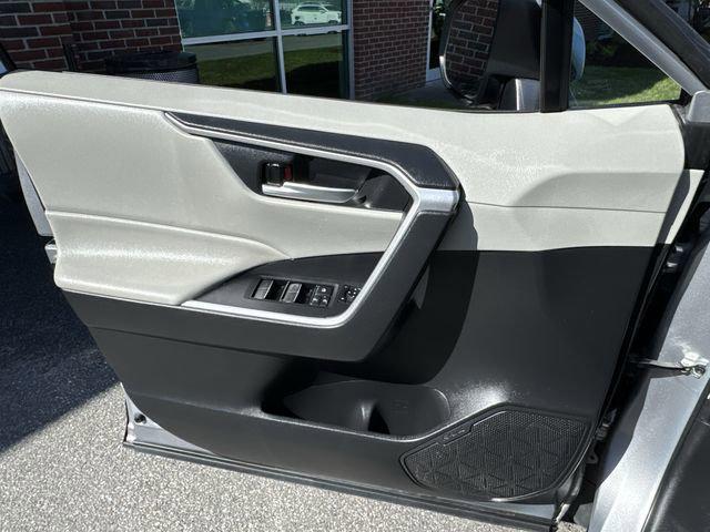 Photo of 2023 Silver Sky Metallic Toyota RAV4