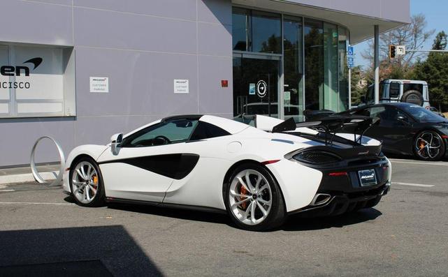 Photo of 2018 Silica White McLaren 570S