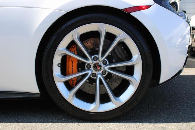 Photo of 2018 Silica White McLaren 570S