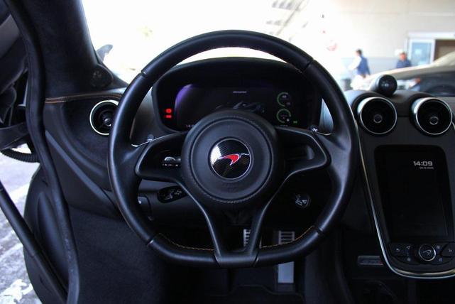 Photo of 2018 Silica White McLaren 570S