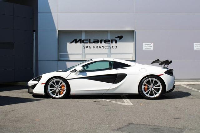 Photo of 2018 Silica White McLaren 570S