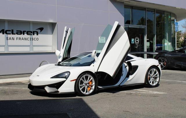 Photo of 2018 Silica White McLaren 570S