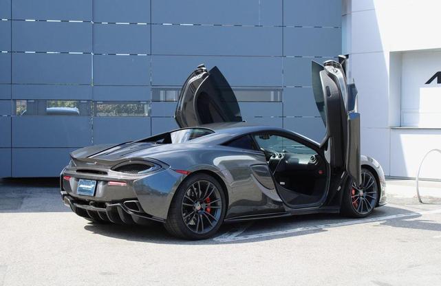 Photo of 2017 Storm Gray McLaren 570S