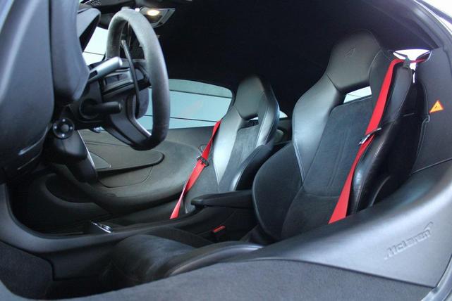 Photo of 2017 Storm Gray McLaren 570S