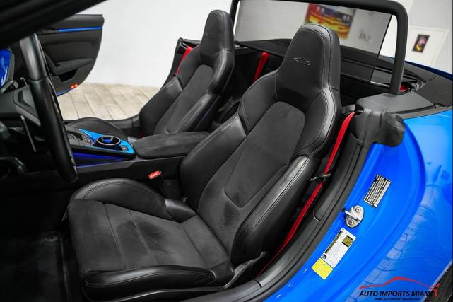 Photo of 2023 Shark Blue Porsche 911