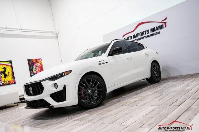 Photo of 2022 Bianco Maserati Levante